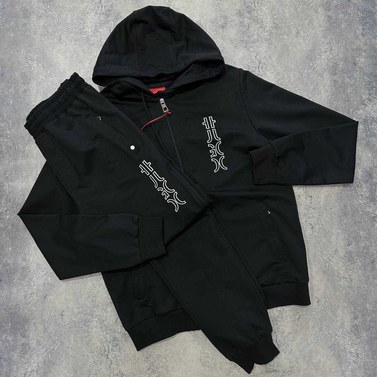 SALE!!!Чоловічий чорний спортивний костюм Hugo Boss)