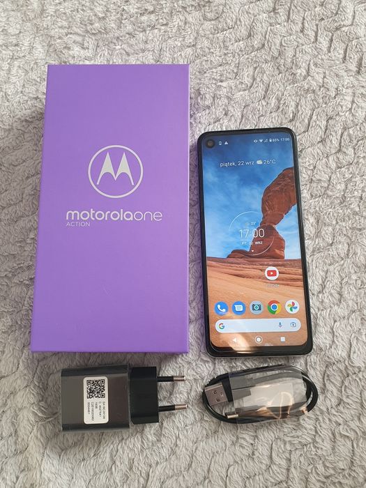 Motorola One Action Pearl White