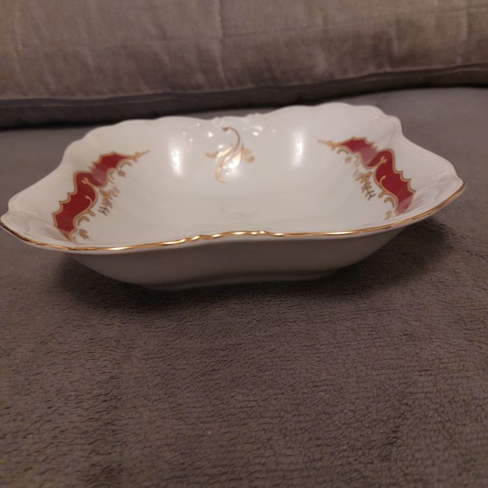 Stara porcelanowa salaterka