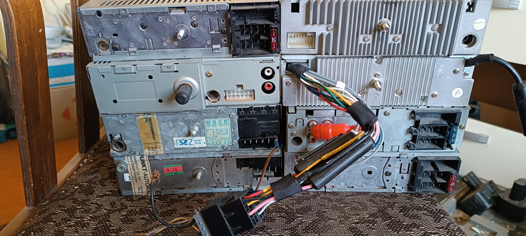 в авто магнітоли робочі з Німеччини
