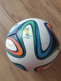 Piłka meczowa adidas brazuca