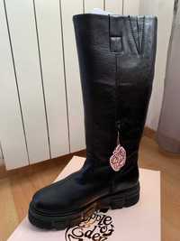 Botas APPLE OF EDEN novas 41