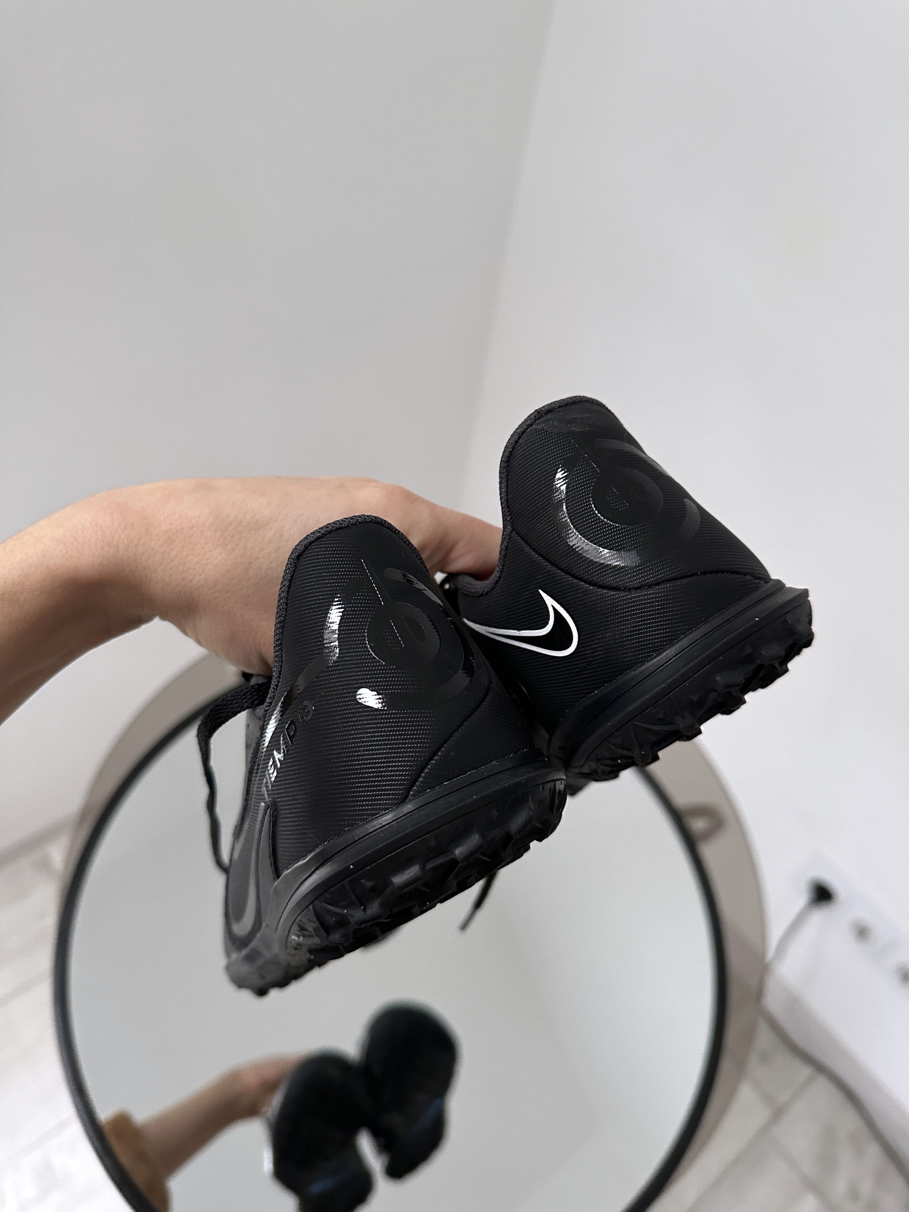 Фактурные актуальные сороконожки копочки бампы Nike Tiempo
