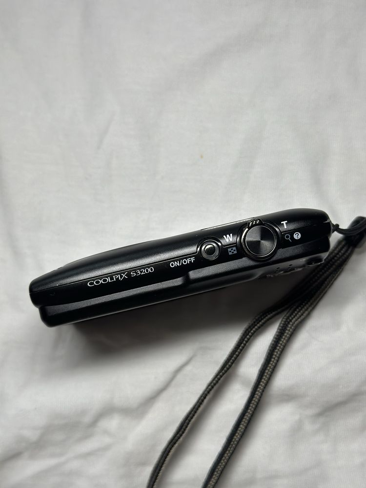 nikon coolpix s3200