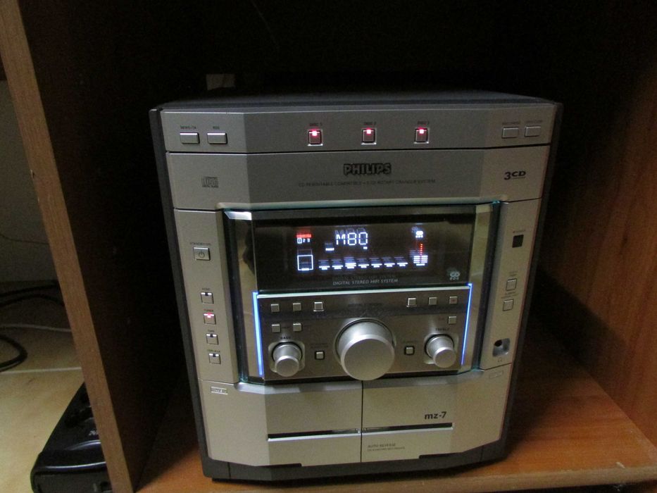Philips MZ-7/22 – Mini sistema som hi-fi e colunas 3 vias