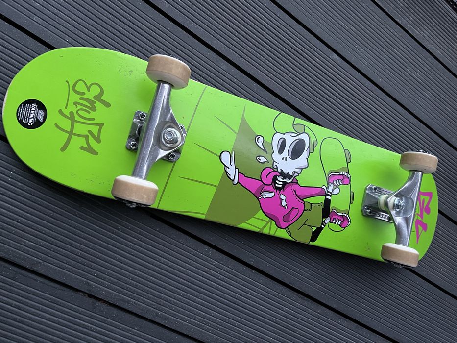 Deskorolka Enuff Skateboards ENU2100 Skully zielona neon