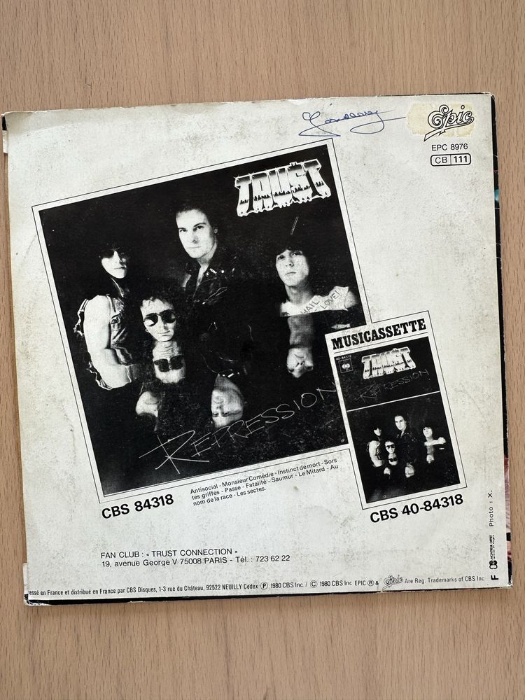 Vinil Single Trust