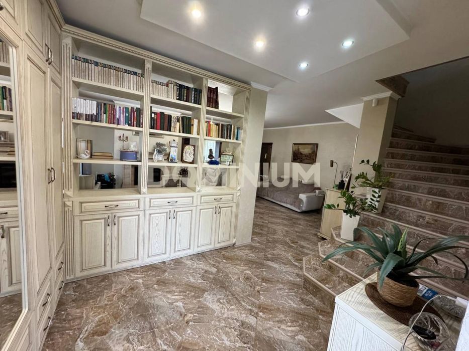 Продається будинок в м. Хуст, вул. Братів Шерегиїв