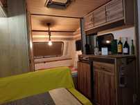 Troco Caravana vimara 410