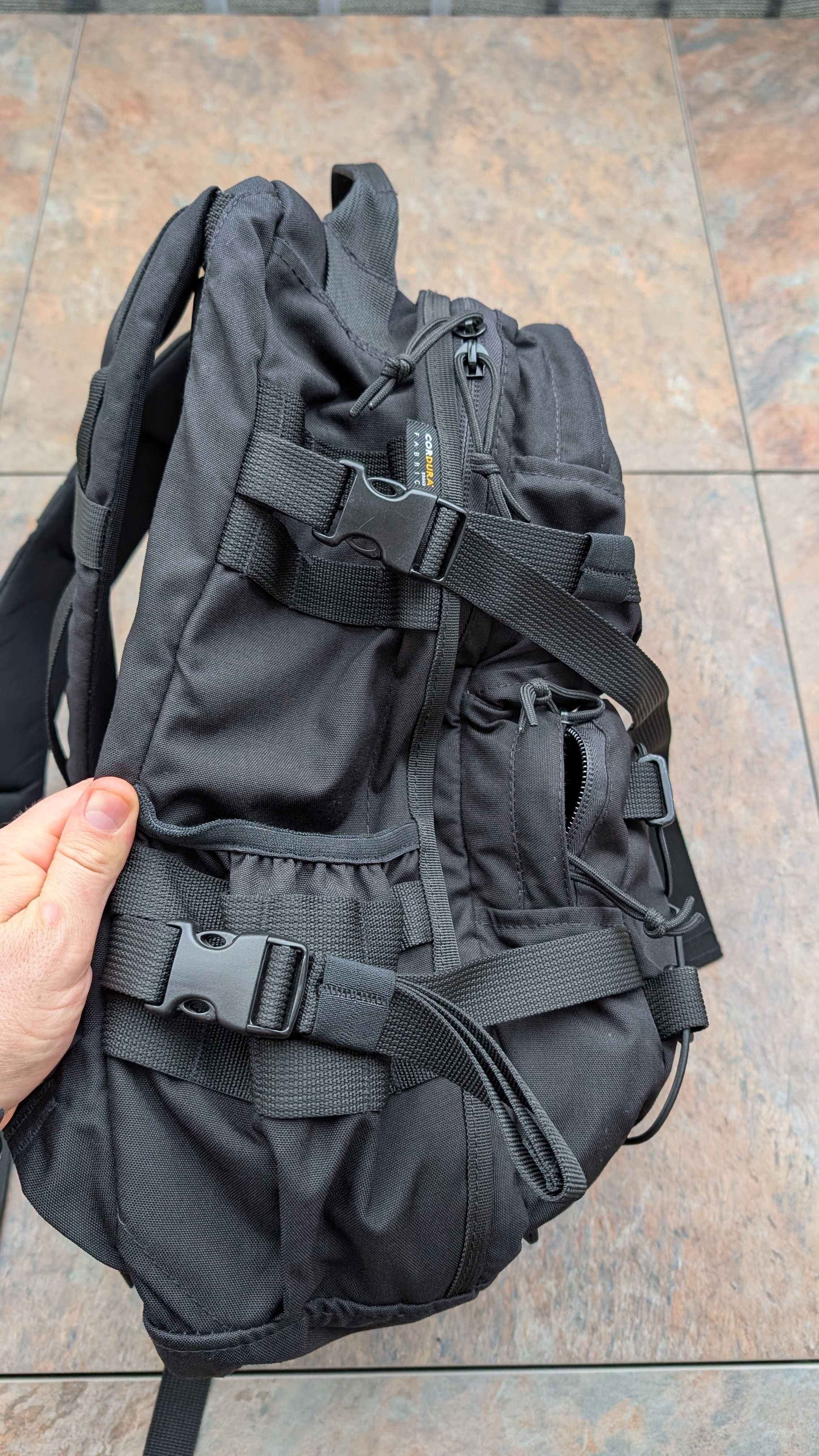 Plecak Wisport Sparrow 303 30 l - Black / Czarny