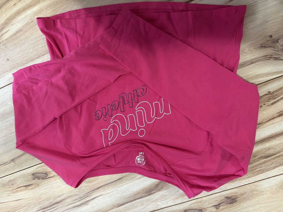 Bluzka dziewczęca w roz 140.