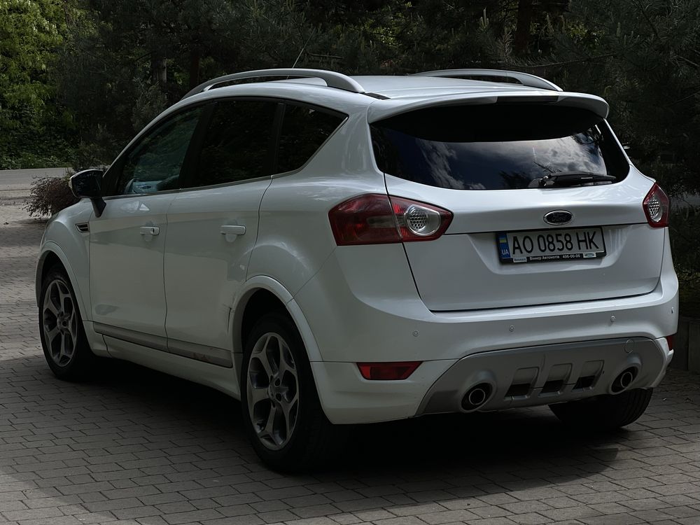 Ford Kuga (Форд Куга) 2010