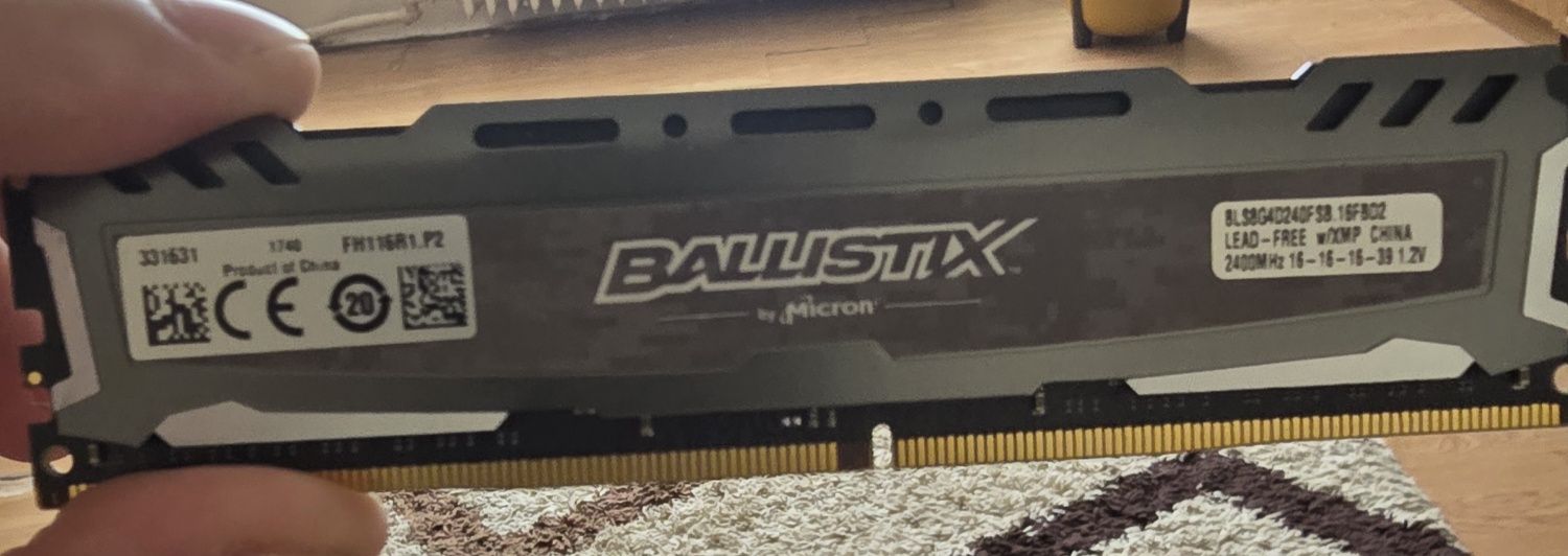 Pamięć RAM DDR4 Crucial Ballistix Sport 8GB 2400MHz CL16 BLS8G4