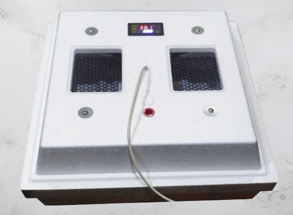 Новий інкубатор на 65 яєць, ламповий, електронний. Инкубатор ручной