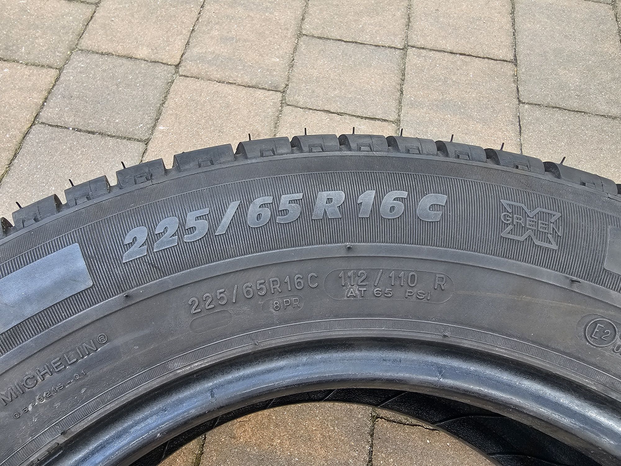 Idealne!!  9mm. 225/65 r16C Michelin Agilis