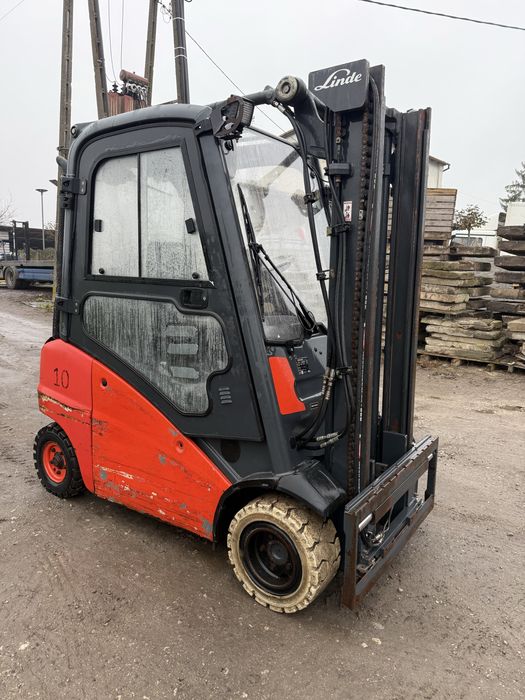 Wozek widłowy Linde H20 T 2015 rok kabina