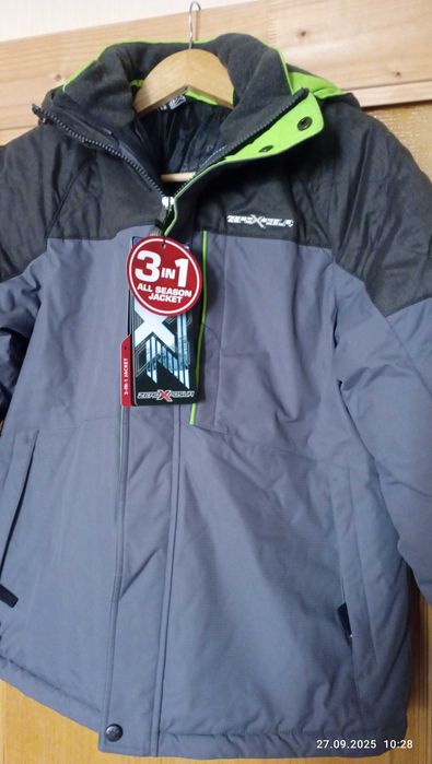 Куртка зимова 3 в 1 дуже тепла на хлопця 8-12 років довжина 64 см
