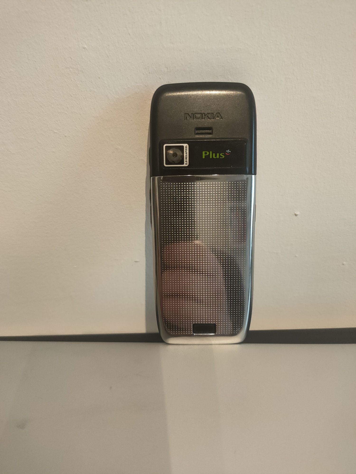 Telefon komórkowy Nokia E51
