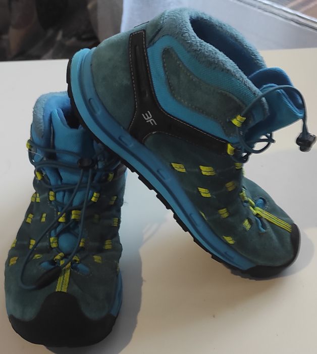 SELEWA на Gore-tex.
