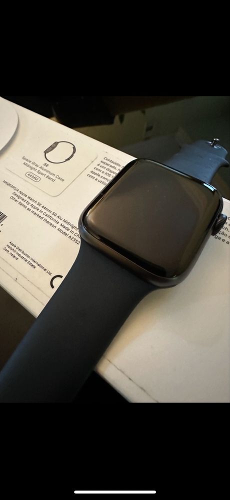 Apple Watch SE Gen 2 44mm - Bat 100% - Como Novo