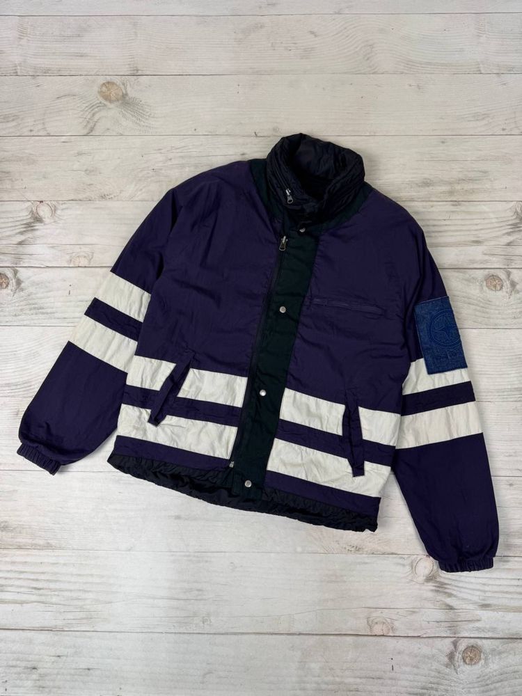 Нейлонова куртка Stone Island
