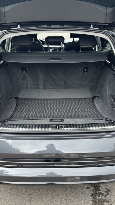 Ауді E-tron ауді е трон 2020р