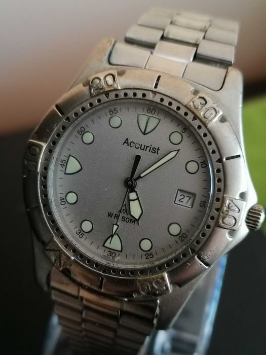 Accurist- Zegarek Męski z bransoletą