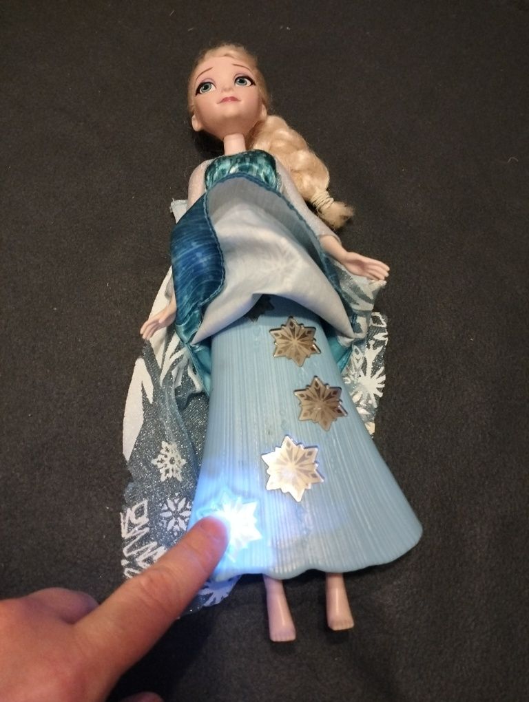 Lalka Elsa grająca - Frozen