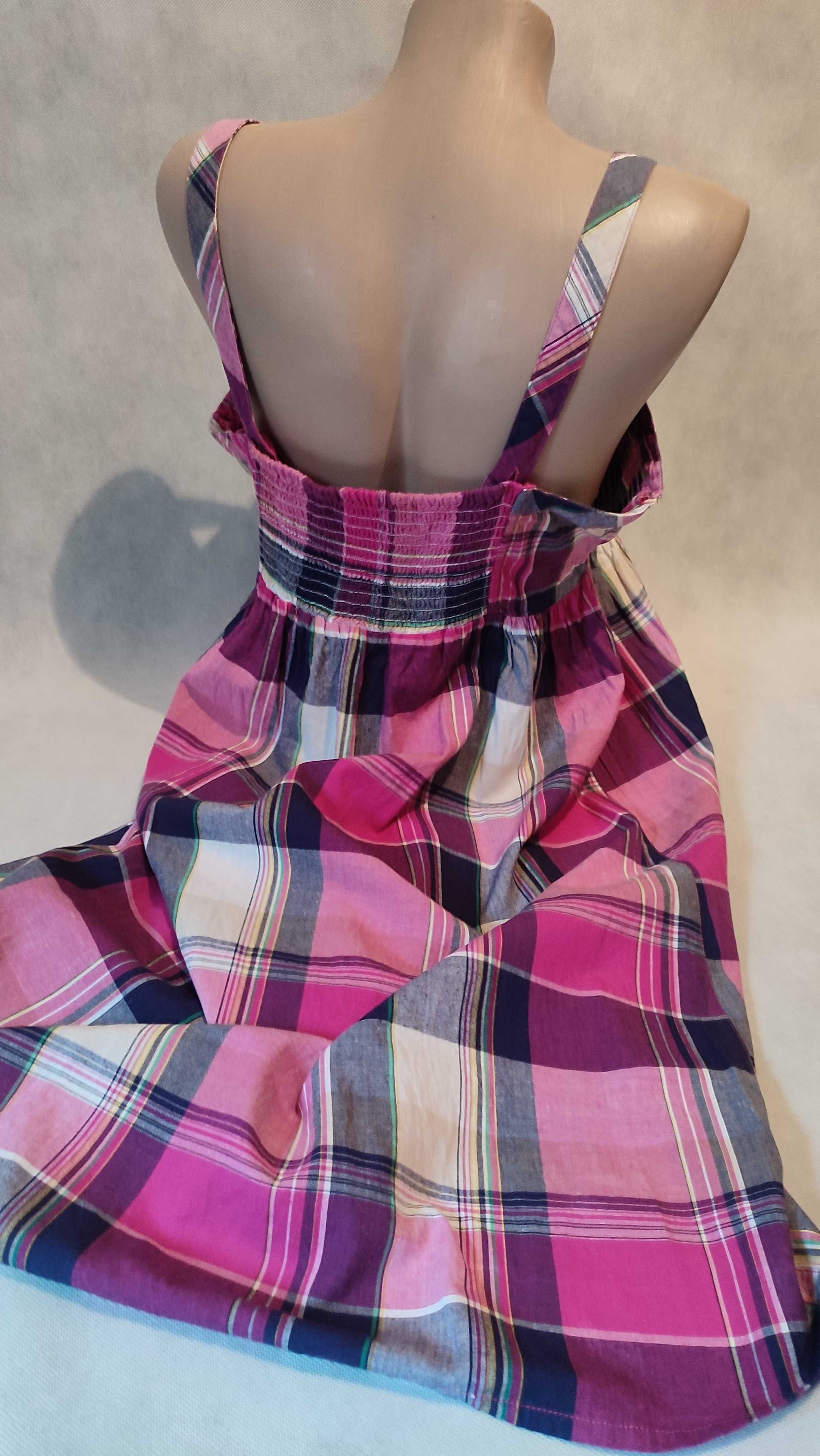 Bawełniana sukienka kolorowa plus size w kratę na szelkach dekolt 44