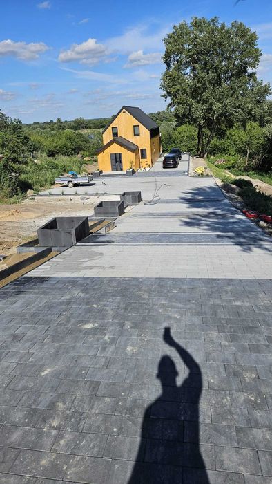 Usługi brukarskie–Profesjonalne układanie kostki brukowej z gwarancją