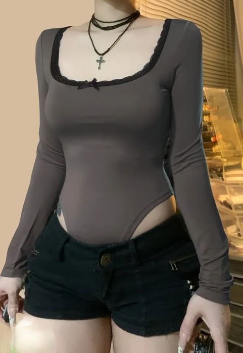 Милий боді на заклепці кружева grunge gothic alt punk cute