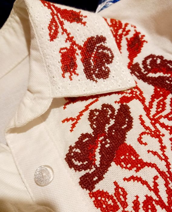 Вишиванка жіноча вишита сорочка класична біла синня S 42-44 Галичанка