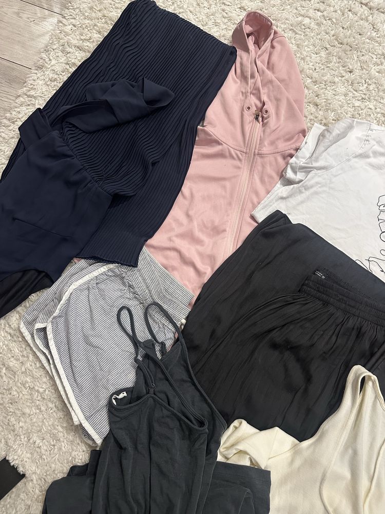 Zestaw firmowych ciuchow zara m/l