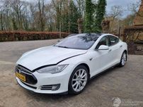Розбірка Tesla Model S 2016-2021, бампер, фара, двері, запчастини