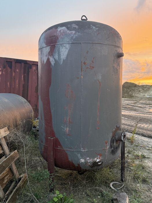 Zbiornik stalowy ciśnieniowy na wodę bufor