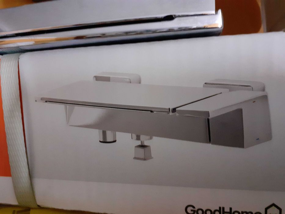 Nowoczesna wylewka łazienkowa