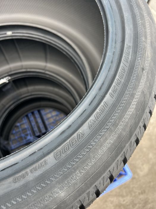 285/40r21 Yokohama BluEarth winter v906 suv шини зимові нові комплект