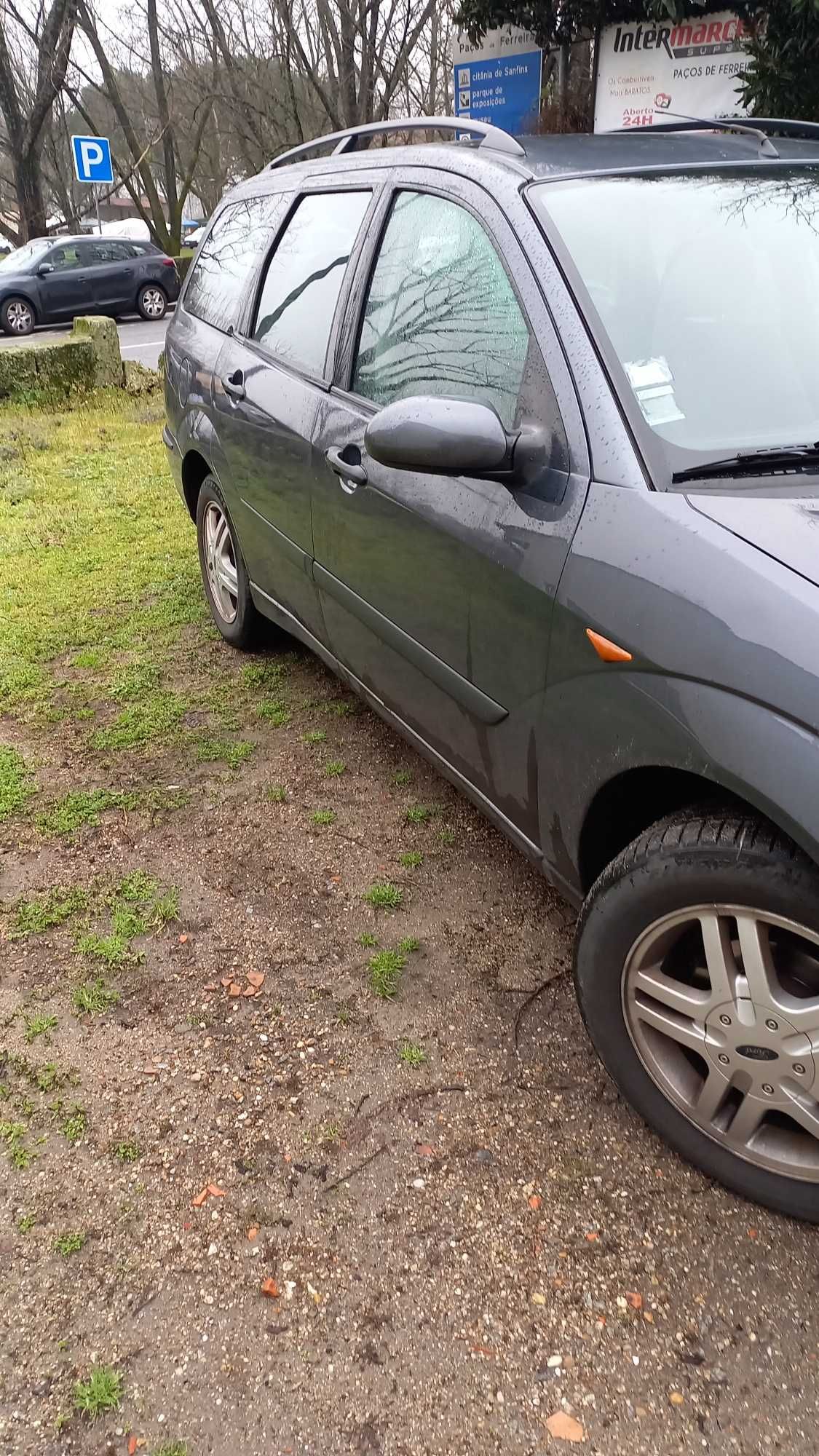 Ford  focys em bom estado