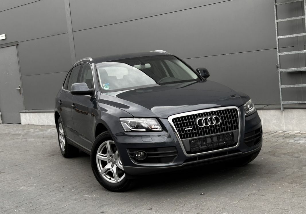 Audi Q5 2009 год