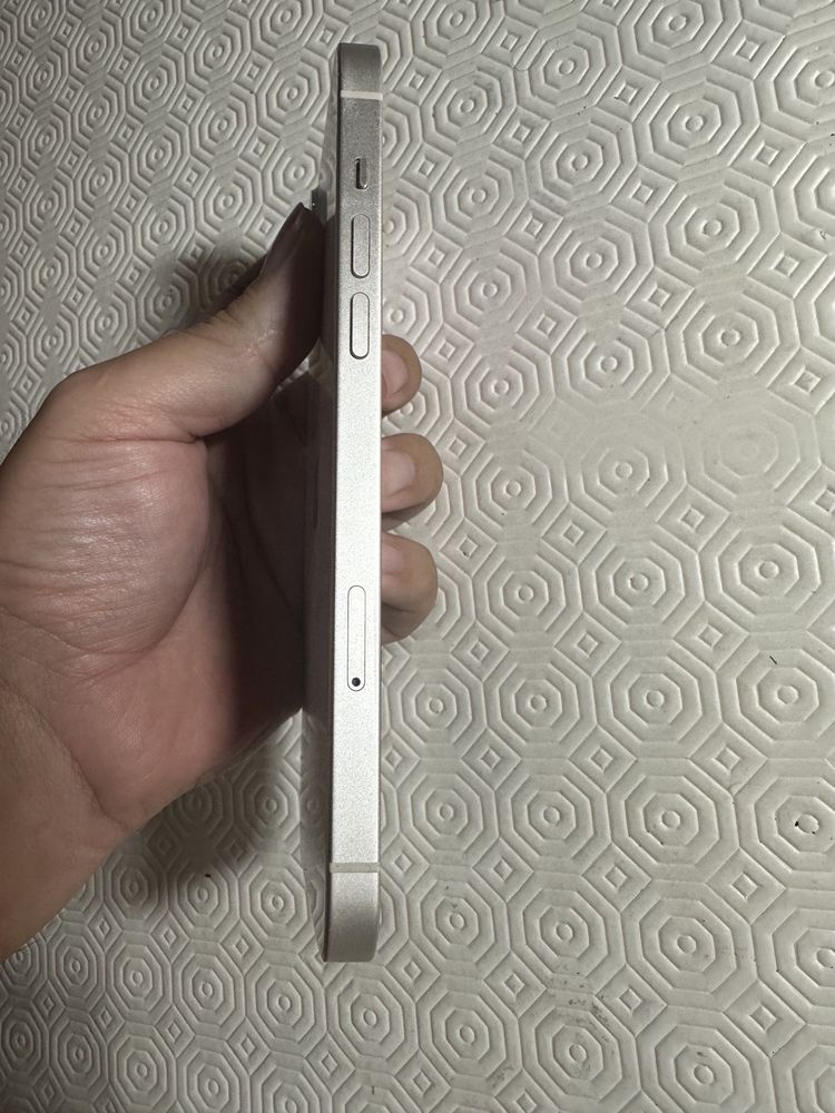 iPhone 14 Plus - 128 GB (Ler anuncio)
