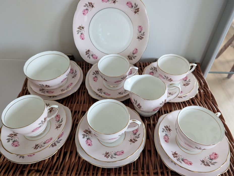 Zestaw filiżanek Duchess