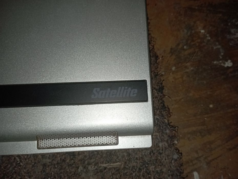 Stare laptopy Toshiba