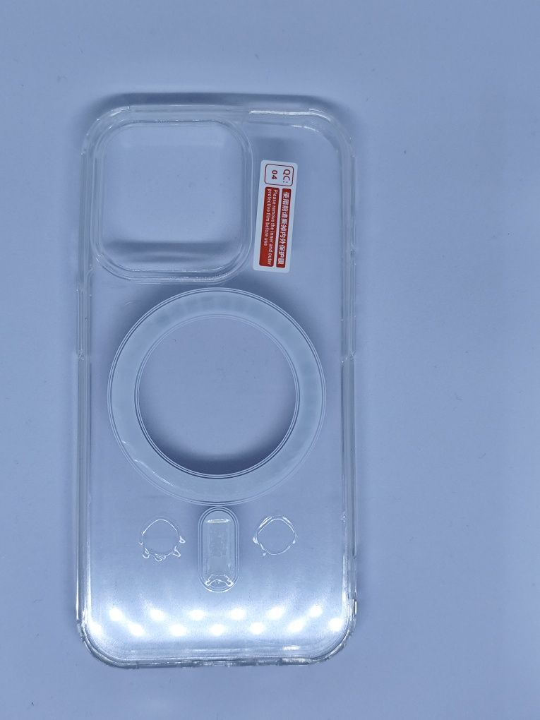 Etui Magnetyczne Przezroczyste do iPhone 15 Pro