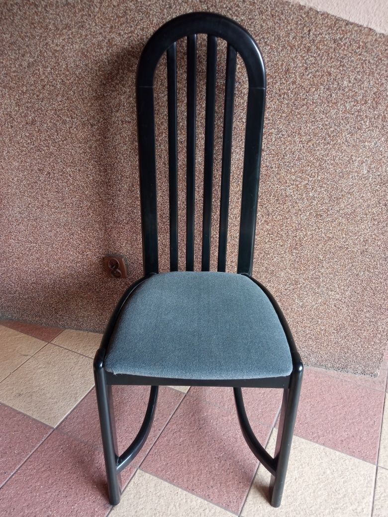 Kozy " Krzesła tapicerowane 10 szt, Radomsko stan przyzwoity trans