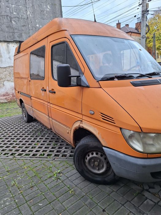 Sprzedam samochód mercedes