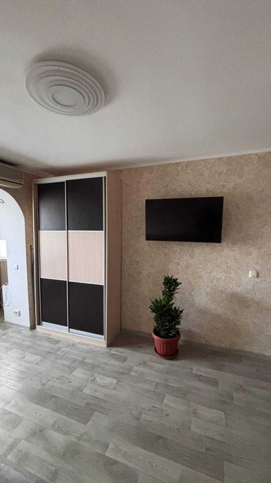 Мини двушка на Заболотного / Добровольского с ремонтом