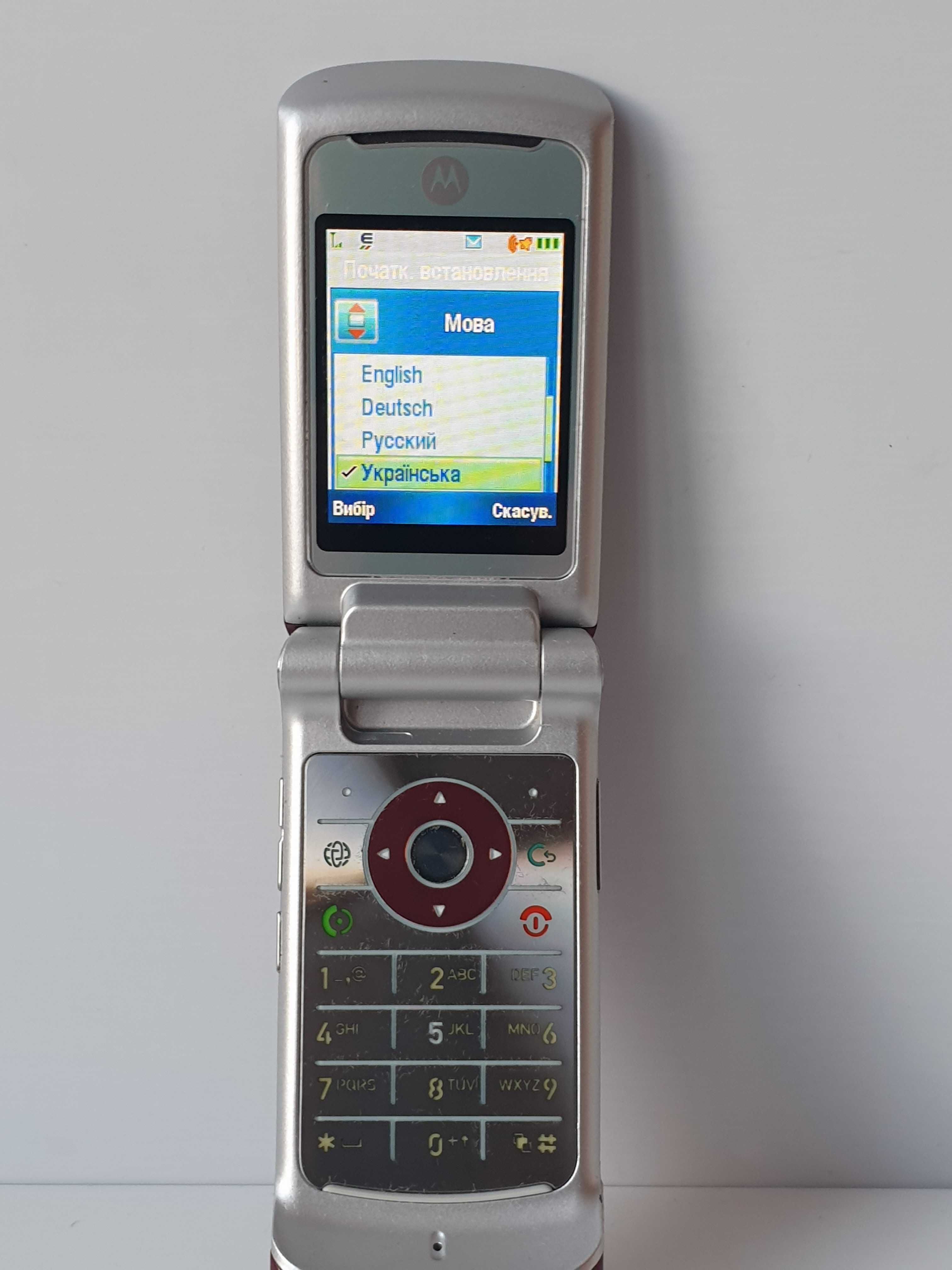 Motorola KRZR K1 +зарядне