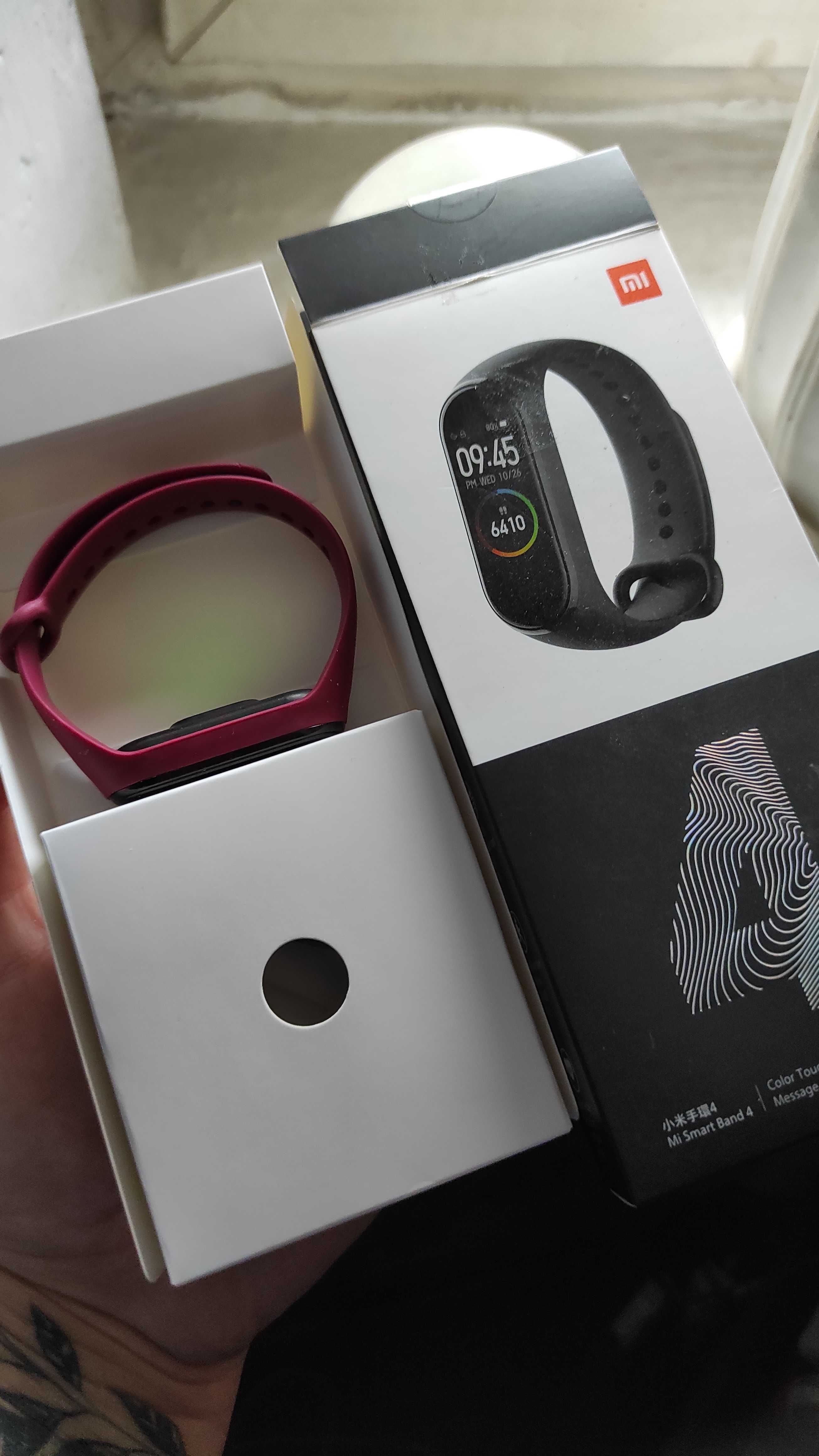 Фитнес браслет Mi Smart Band 4