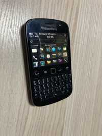 Blackberry 9720, є рос. мова