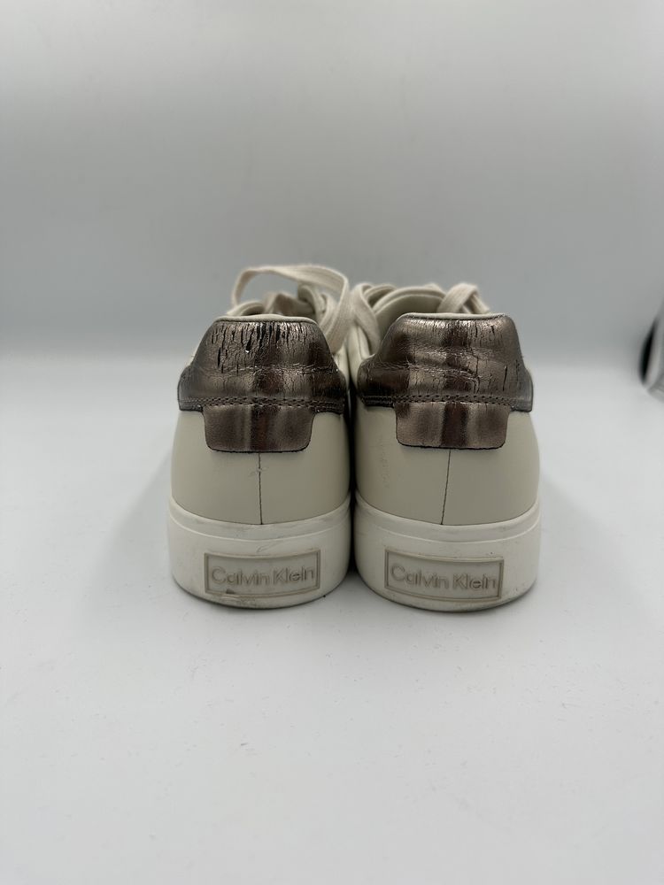 Sneakersy Skórzane Calvin Klein 39
